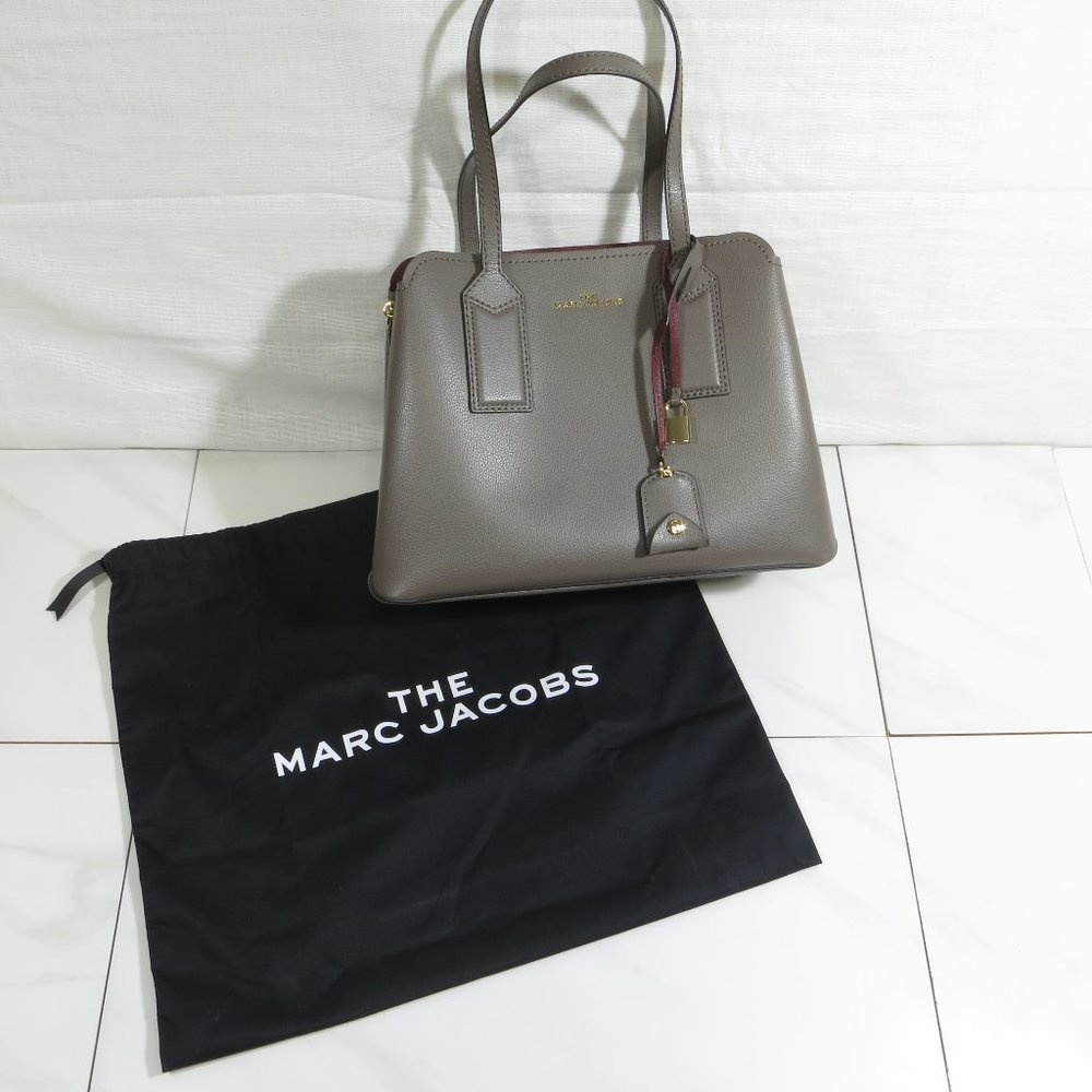 NEVER WORN LIKE NEW Marc Jacobs Gray Editor Bag